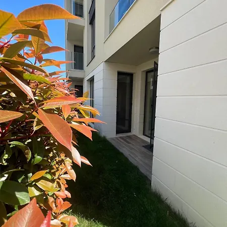 Apartment I Helena Two-bedroom Premium Apart *